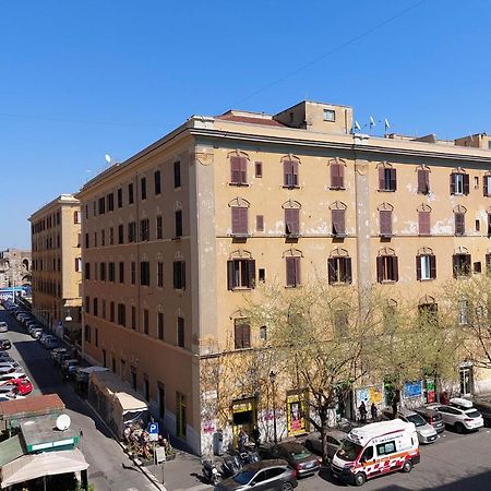 Апартаменты Luxury Domus Amadora Рим Экстерьер фото
