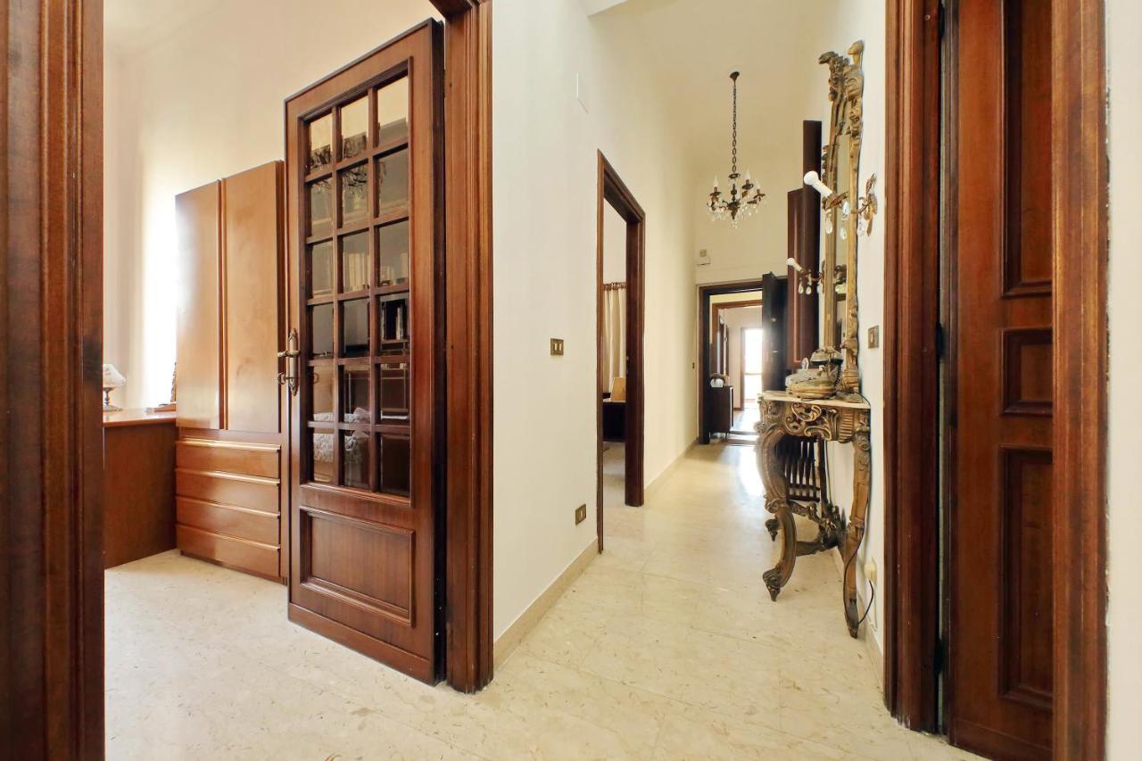Апартаменты Luxury Domus Amadora Рим Экстерьер фото